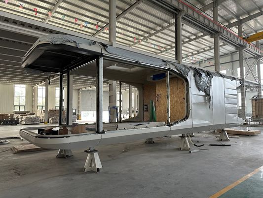 Casa verde di lusso all'aperto Casa capsula spaziale prefabbricata con telaio in acciaio galvanizzato