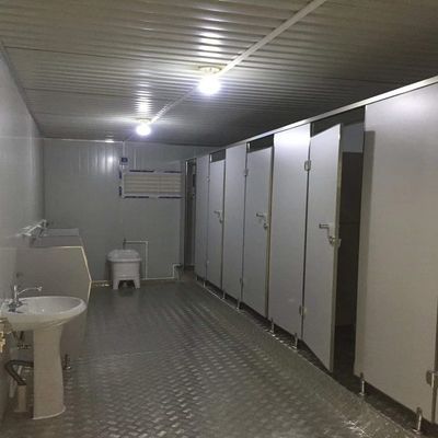 Stile di design scandinavo Customized Portable Mobile Toilet Pubblico Pieghevole Camping Luxury Portable Site Toilet