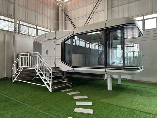 Parete in acciaio stile moderno Hotel Space Capsule di lusso Casa spaziale commerciale con parete in piastra di alluminio personalizzata