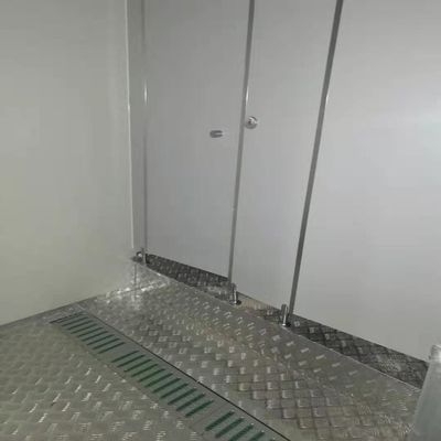 Panel sandwich telaio in acciaio bagno pubblico mobile prefabbricato per campeggio servizi igienici portatili per performance