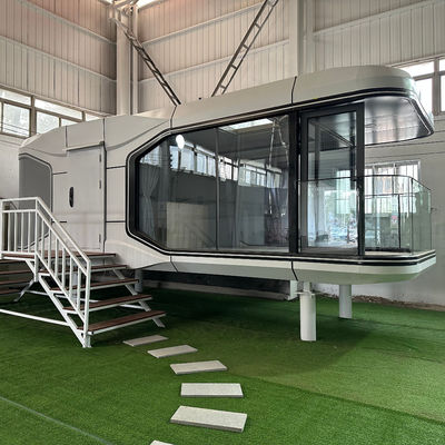 Modular Luxury Prefab Steel Smart Space Capsule Home 30-40 anni durata di vita Decorazione interna personalizzata per hotel all'aperto