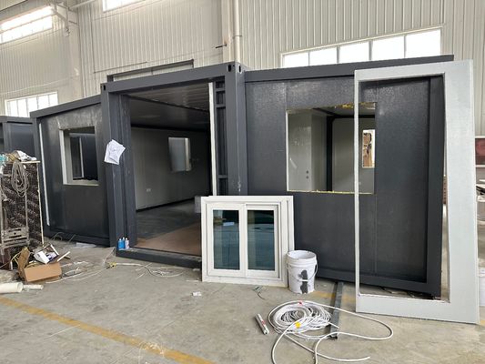 20FT/40FT Customized Prefab Galvanized Steel Frame Container House espandibile con bagno e doccia
