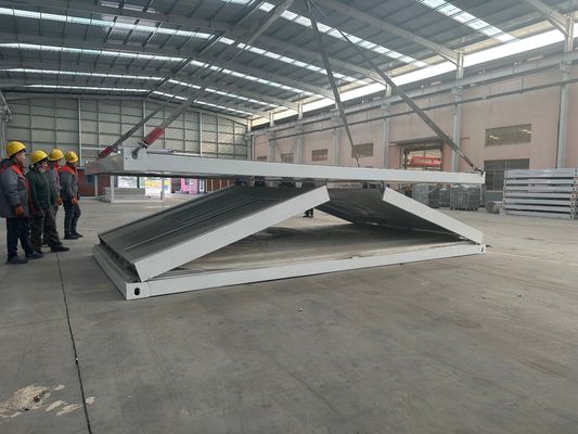 Acciaio 20ft 30ft 40ft pannello sandwich prefabbricato modulare Zigzag casa con contenitore pieghevole con struttura forte e stabile