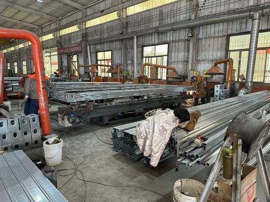 Moduli prefabbricati pannello panino a panino piatto contenitore portabile impermeabile a fuoco 40ft 20ft