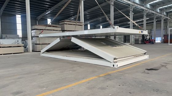 Case prefabbricate a prezzi accessibili Container portabili impilabili Container house con pannello sandwich EPS tetto e finestra in alluminio