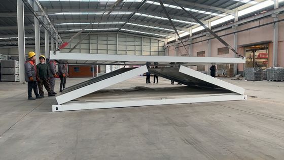 Case prefabbricate a prezzi accessibili Container portabili impilabili Container house con pannello sandwich EPS tetto e finestra in alluminio