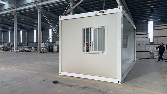 40ft 20ft Office Sandwich Panel Prefabb Mobile Folding Home Dormitory Camp Contenitore pieghevole su finestra in alluminio durevole