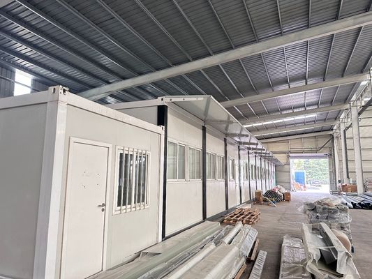 Hotel Fireproof Prefab Steel Frame Flat Pack Container House con design personalizzato e design di lusso 20FT/40FT