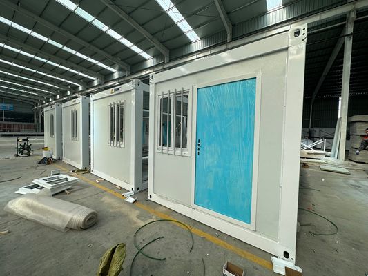 20FT/40FT Casa modulare personalizzata Confortevole Isolamento termico e acustico Contenitore pieghevole con risparmio energetico a basse emissioni di carbonio