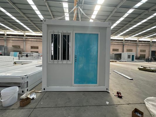 Contenitore con pannello sandwich pieghevole casa porta cabina negozio con elettricità locale standard 20FT / 40FT personalizzato
