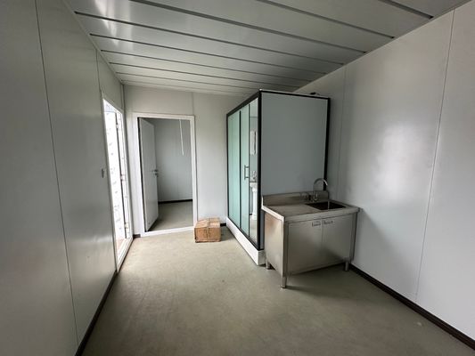 20FT/40FT Case modulari a basso tenore di carbonio personalizzate Casa prefabbricata per alloggi di lusso Flat Pack Container Soluzione di risparmio di spazio