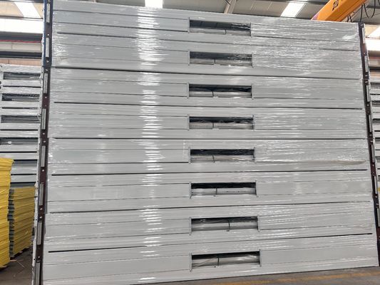 Porta di sicurezza Camera da letto prefabbricata Casa in container con design scandinavo e casa modulare in acciaio