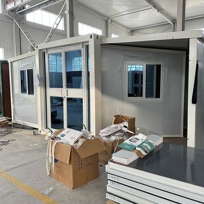 Casa portabili Prefabbricata Smart House 3 camere da letto Villa con colore personalizzato e porta di sicurezza