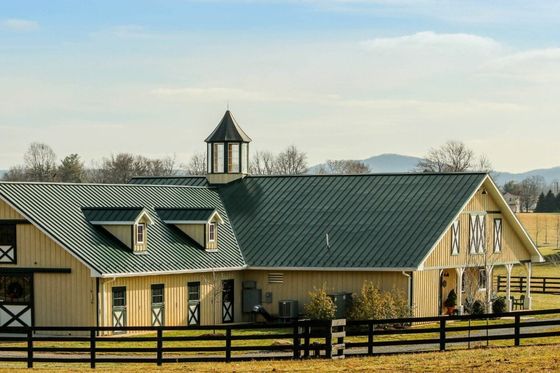 Struttura in acciaio prefabbricata a misura di peso leggero Edificio per laboratorio magazzino industriale commerciale durata di vita 50-70 anni