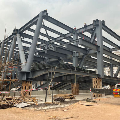Q235/Q355 Materiali di costruzione metallici per officine prefabbricate industriali in costruzione