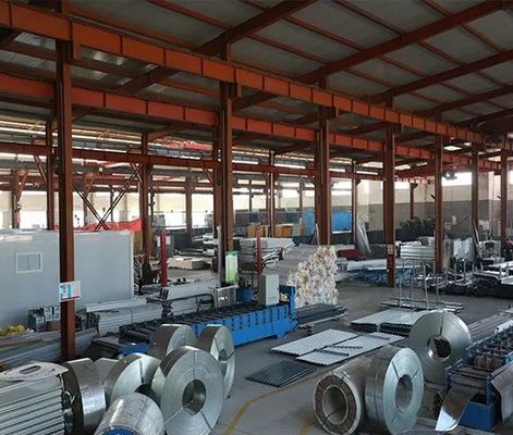 Suriname e Sri Lanka Case prefabbricate
