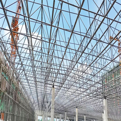 Edificio di magazzino in acciaio prefabbricato facile da installare con struttura e installazione di porte in acciaio