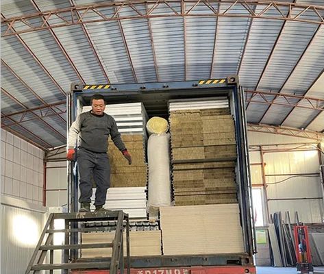 Pannello sandwich e struttura in acciaio leggero Casa prefabbricata per la vita di lusso moderna
