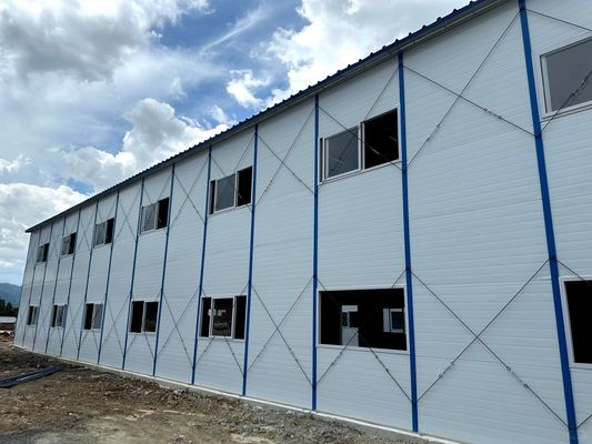 20FT/40FT Case di pannelli sandwich prefabbricate su misura per ufficio di costruzione di magazzini