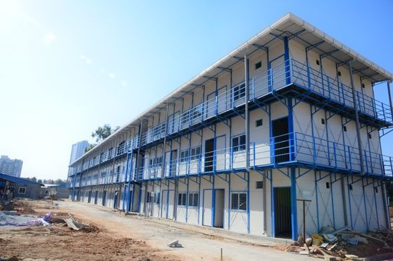 Case a basse emissioni di carbonio in sandwich panel e struttura in acciaio prefabbricata