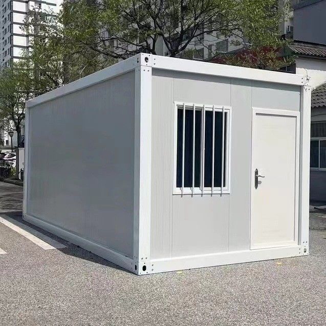 Facilità di installazione Vantaggio Assemblaggio rapido Case modulari con colore personalizzato e telaio in acciaio ignifugo impermeabile